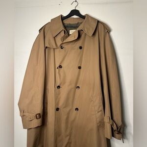 Gucci Double-Breasted Trench Coat in Camel